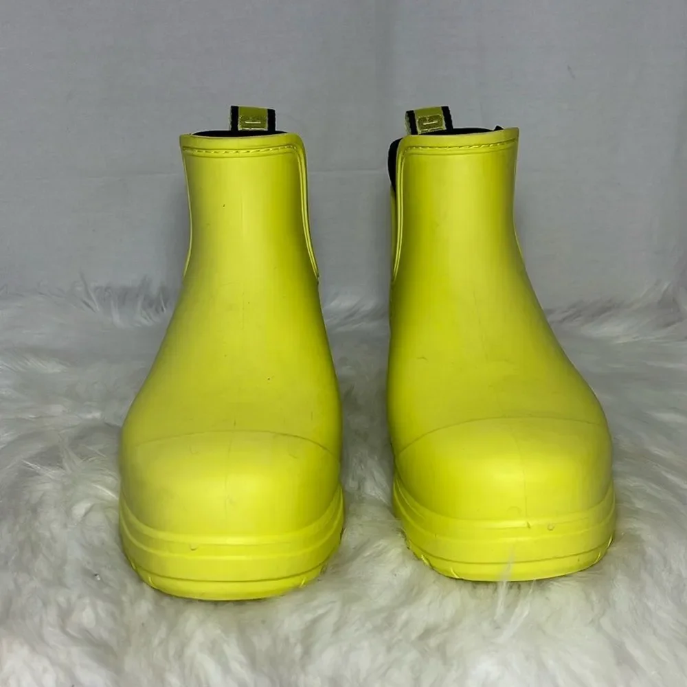 UGG Droplet Rain Booties‎ Pearfelt Sz 6